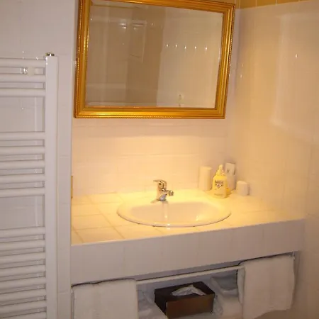 Domaine Sermet فندق مبيت وإفطار 3*